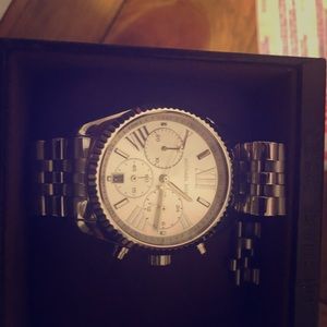 men’s sliver Micheal Kors watch